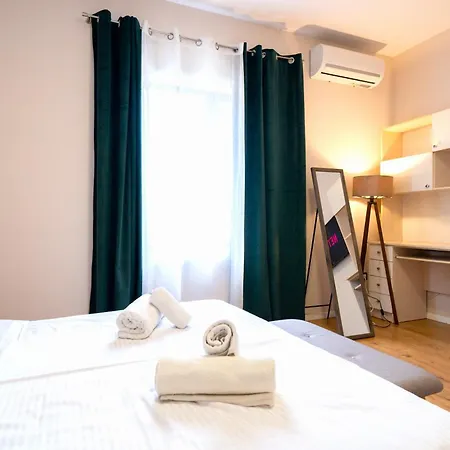 Apartamento Colorful Comfy Tirana