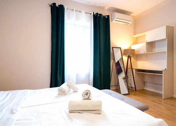 Apartamento Colorful Comfy Tirana