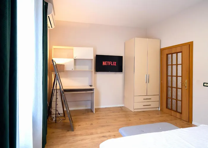 Colorful Comfy * Tirana